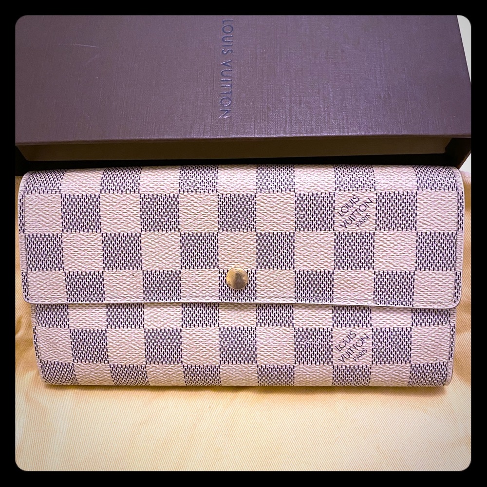 Louis Vuitton long Wallet